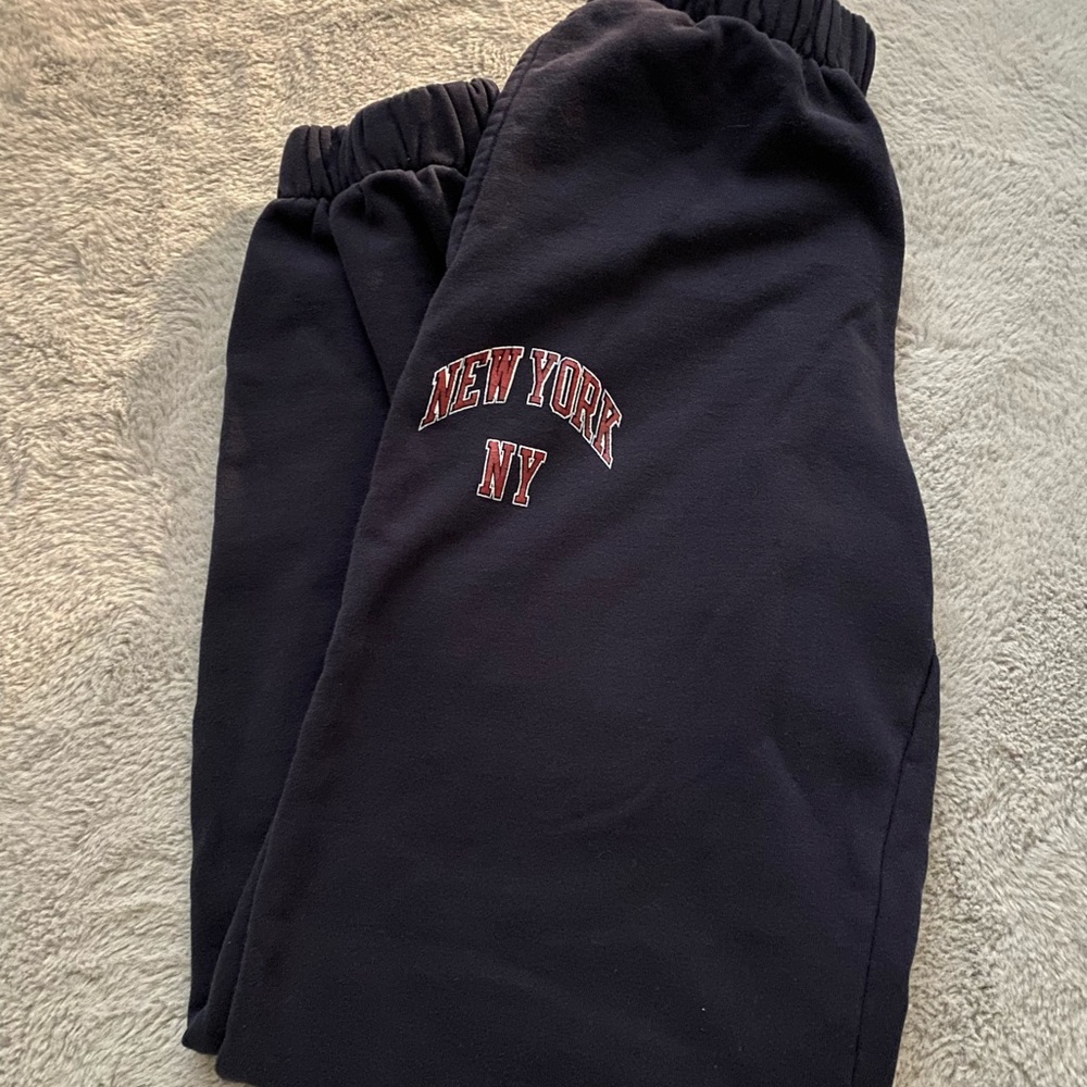 NEVER WORN BEFORE BRANDY MELVILLE SWEATPANTS!!!